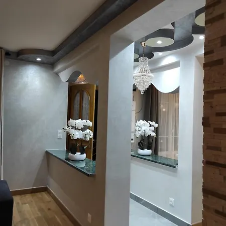 Elegante Et Spacieuse Maison A *